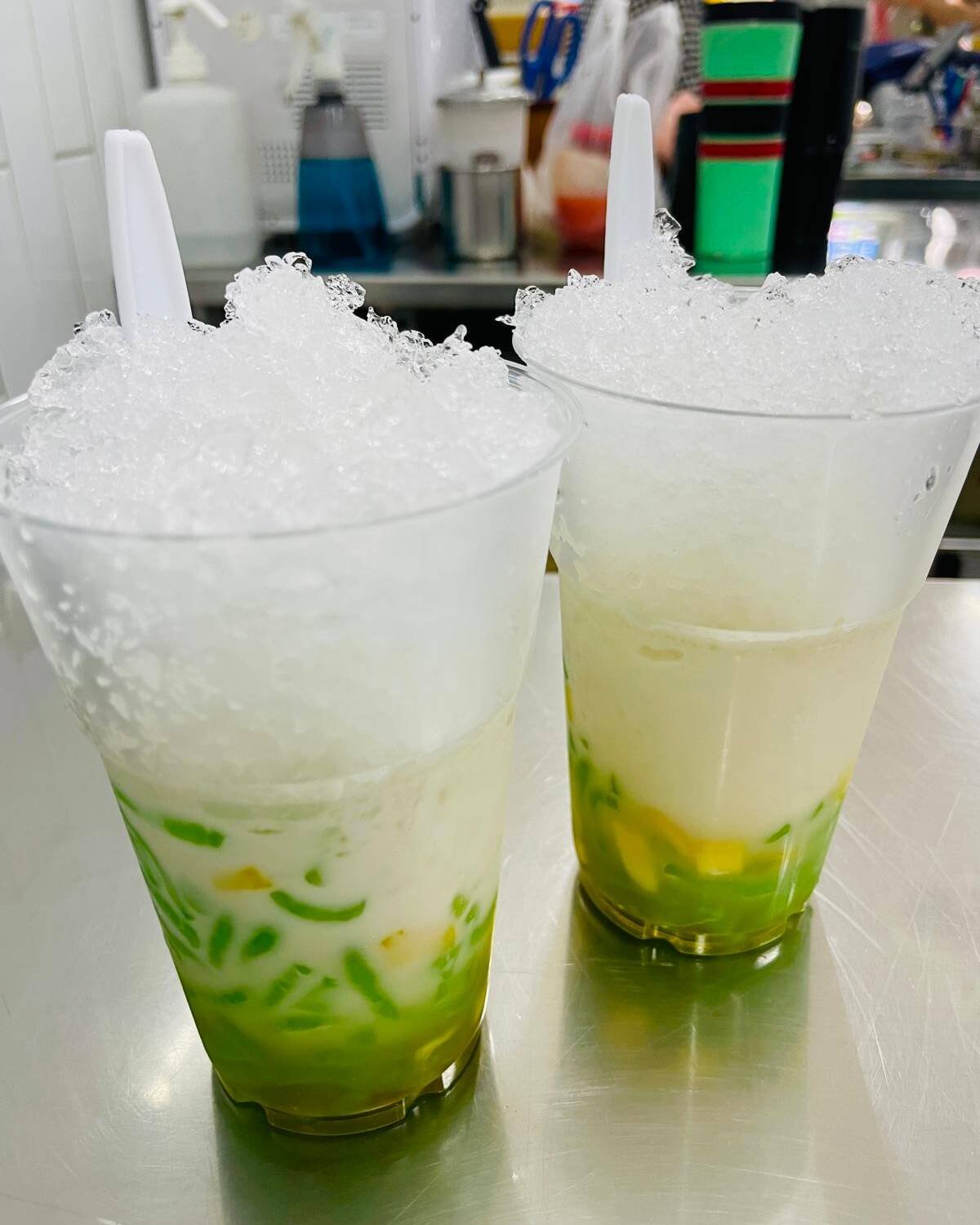 Singapore Pochana, Yaowarat, Bangkok, Thailand