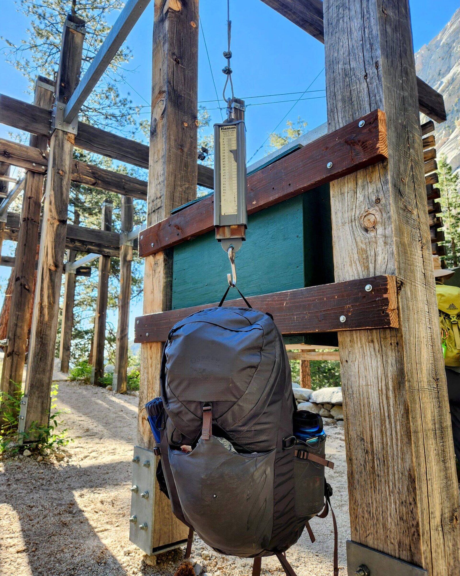 whitney-portal-weigh-station