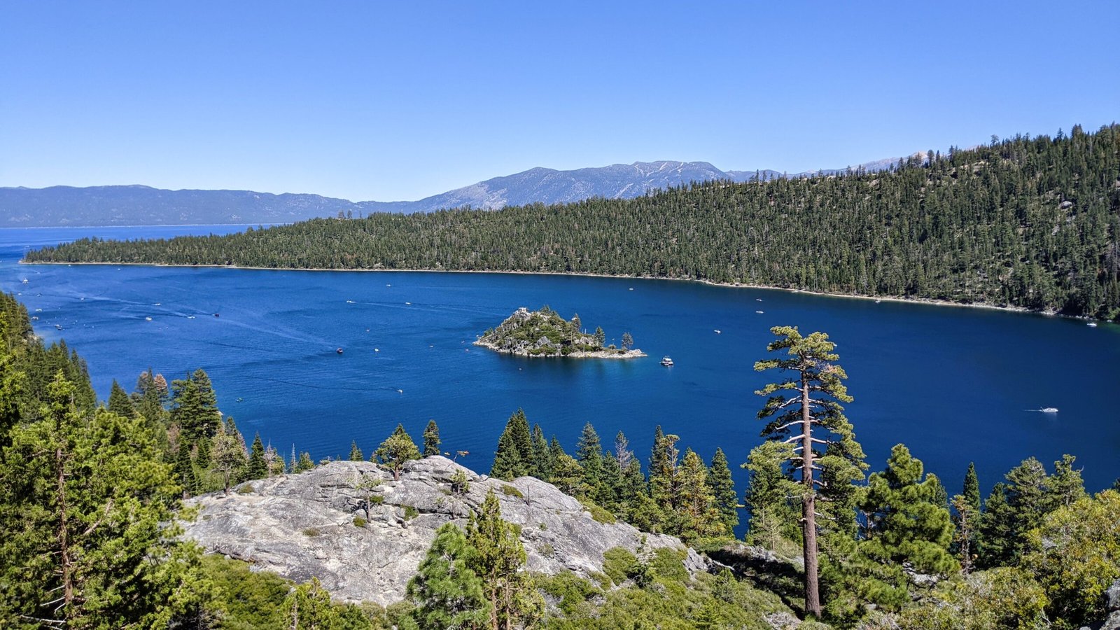 Emerald_Bay_Lake_Tahoe California